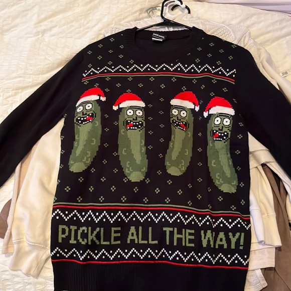 6 Sweatshirt Bundle - Picture 3 of 15